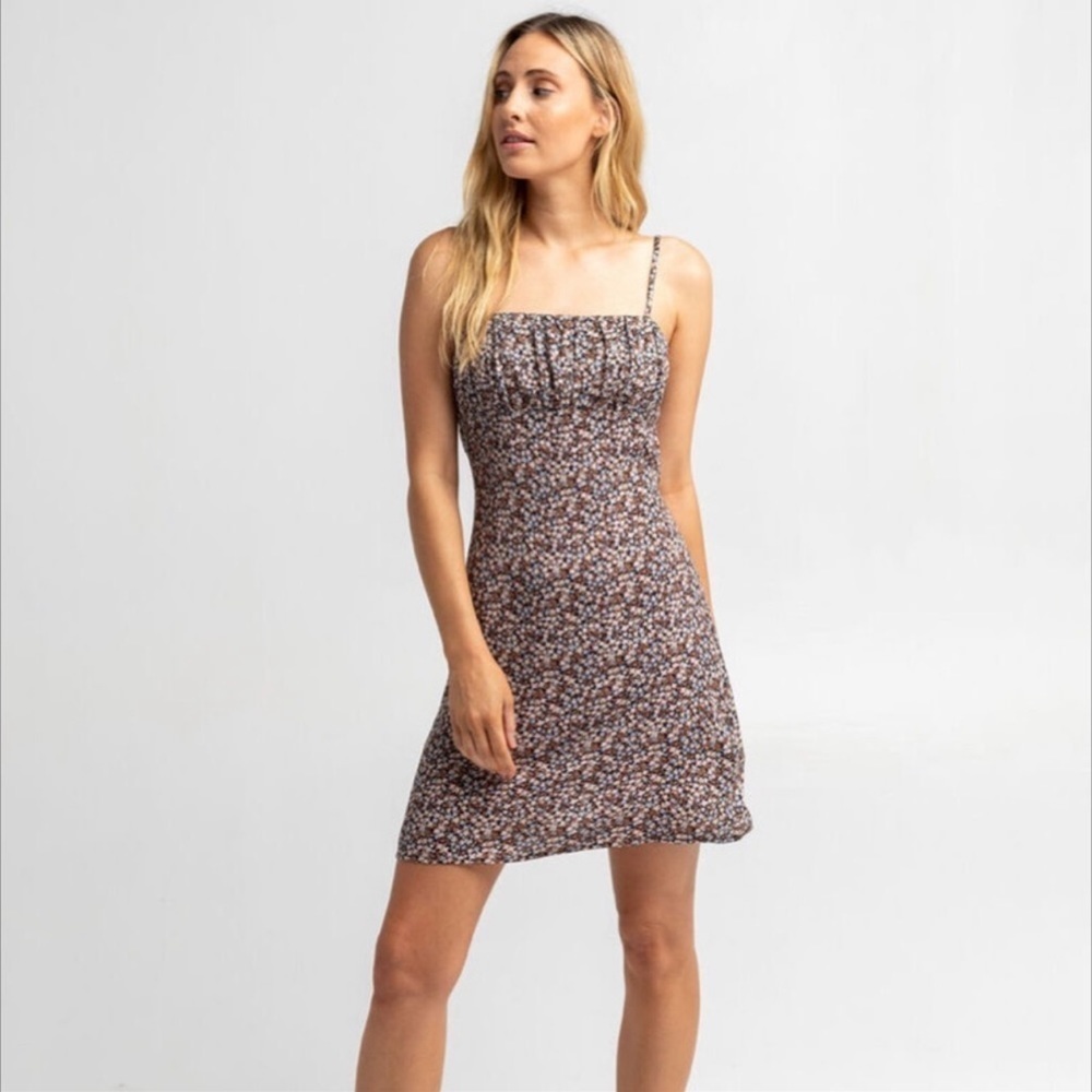 🔆BILLABONG🔆 CLEAR SKIES DRESS - Picture 3 of 13